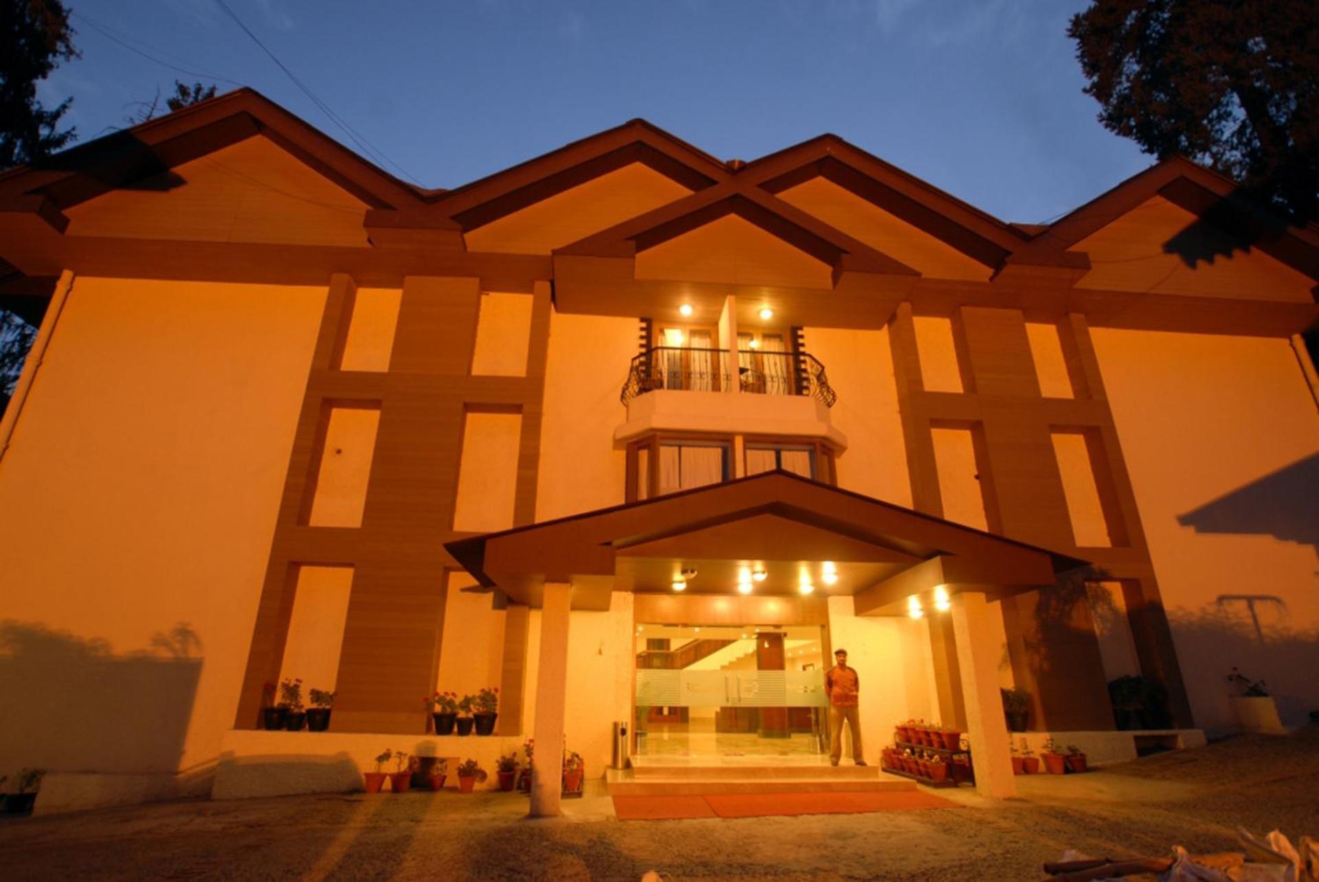 נייניטל Vikram Vintage Inn מראה חיצוני תמונה