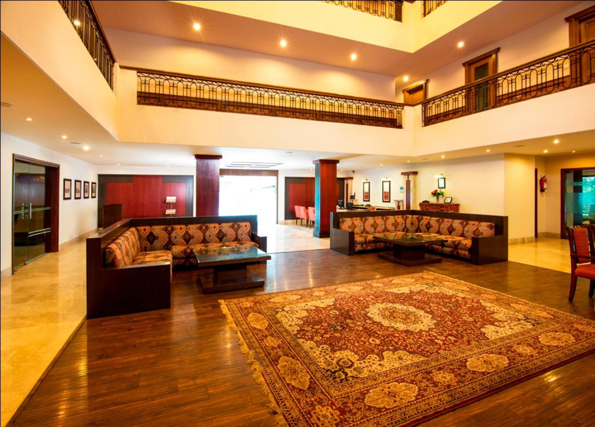 נייניטל Vikram Vintage Inn מראה חיצוני תמונה